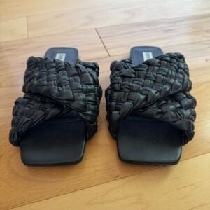 Steve Madden Marina Black Slip Toe Slides Square Toe Braided Flats Size 8